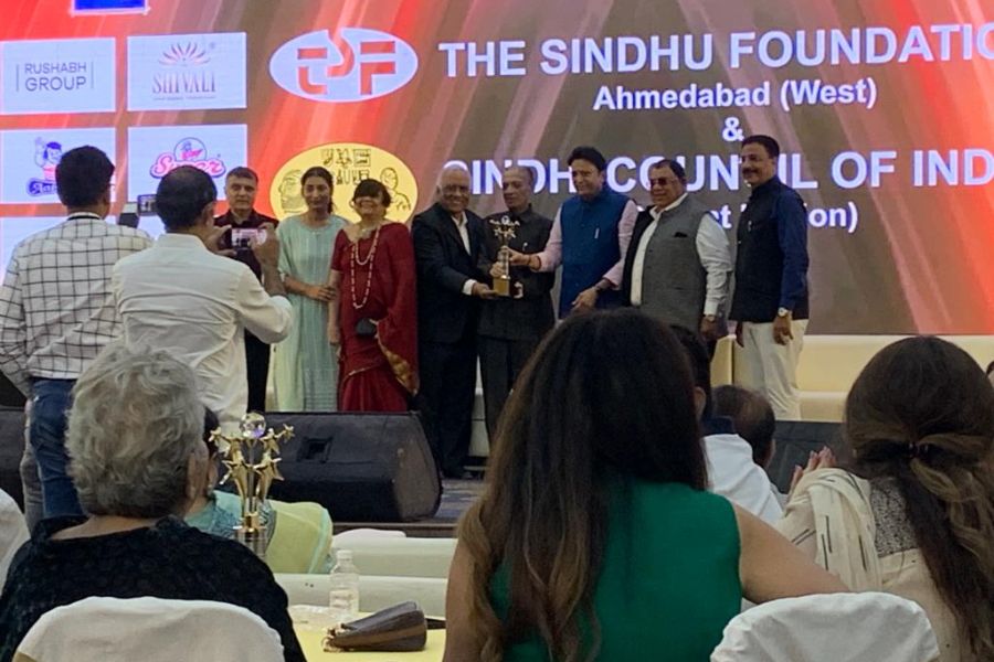 Shri Purshotam Multani was awarded by The Sindhu Foundation & Sindhi Council of India