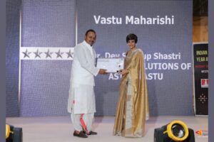 Distinguished Expert in Vastu Maharishi (Dr. Dev Swarup Shastri), Honoured with the Prestigious Best Iconic Award 2023