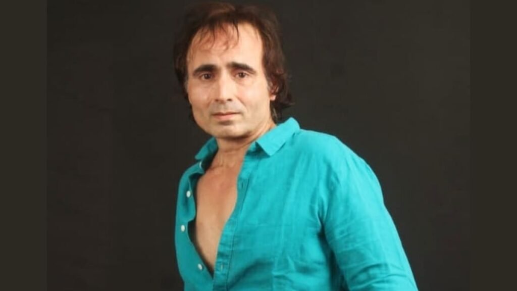 The VICKY SABLOK Odyssey - From Mumbai's Lanes to Bollywood's Frames - Entertainment - PNN Digital The VICKY SABLOK Odyssey - From Mumbai's Lanes to Bollywood's Frames - 1:- What motivated you to pursue acting despite the challenges you faced in your personal life? - PNN Digital