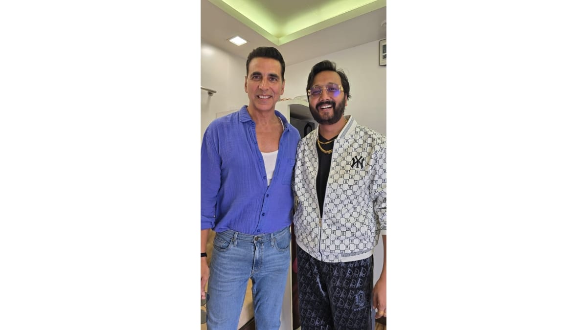 After-The-Huge-Success-Of-Housefull-5-Writer-Shobhit-Sinha-Grabs-3-New-Biggest-Bollywood-Films