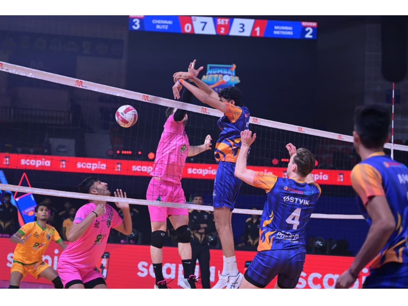 ANI-Mumbai-Meteors-2526011010